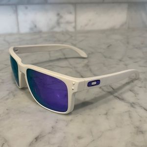 White Oakley sunglasses for men